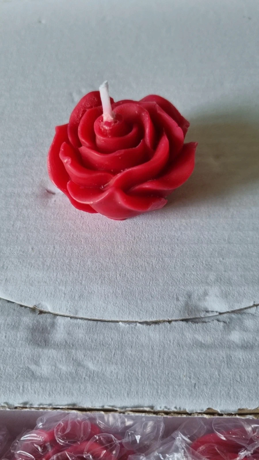 Lote de 22 velas em forma de rosa vermelhas – Novas embaladas – Decoração e presentes para convidados – photo 2